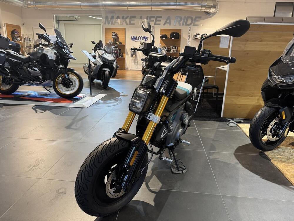 Bmw CE 02 AM (2024 - 25) (4)