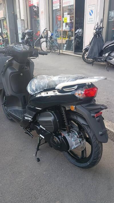 Peugeot Kisbee M 125 (2025) nuova