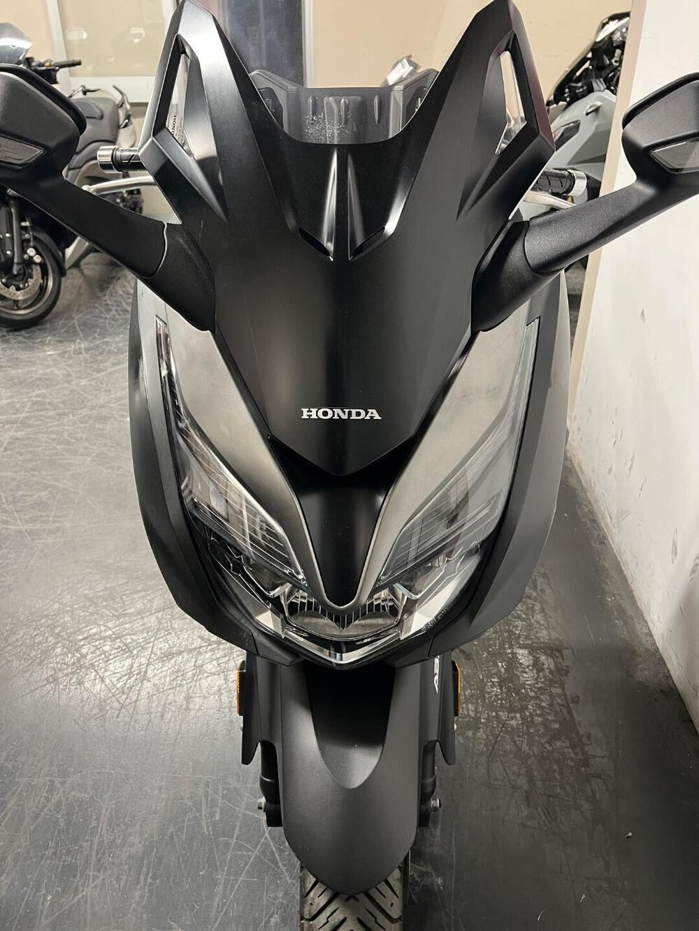 Honda Forza 350 (2022 - 24) (3)