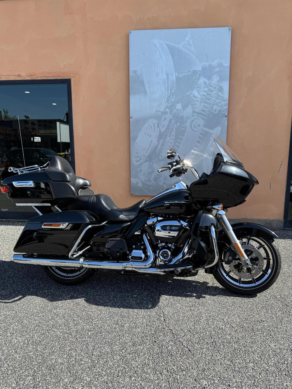 Harley-Davidson 114 Road Glide Ultra (2019) - FLTRXU