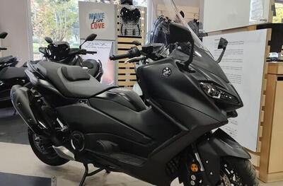 Yamaha T-Max 560 (2022 - 24) usata