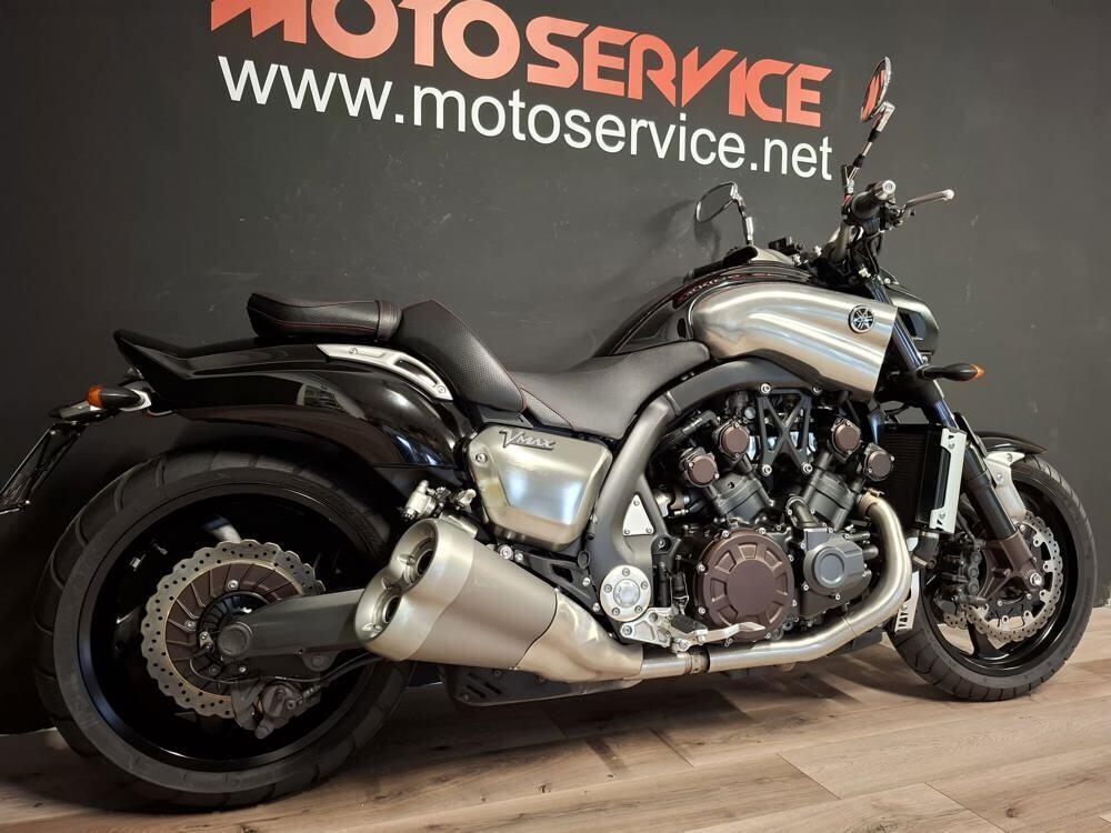 Yamaha VMAX (2008 - 17) (6)