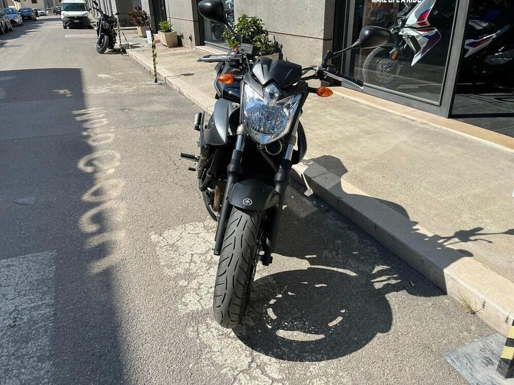 Yamaha XJ6 (2008 - 15) (3)