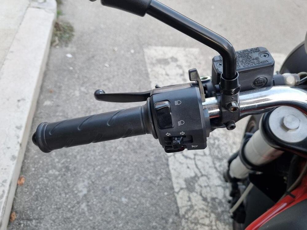 Ducati Monster 695 (2006 - 08) (11)