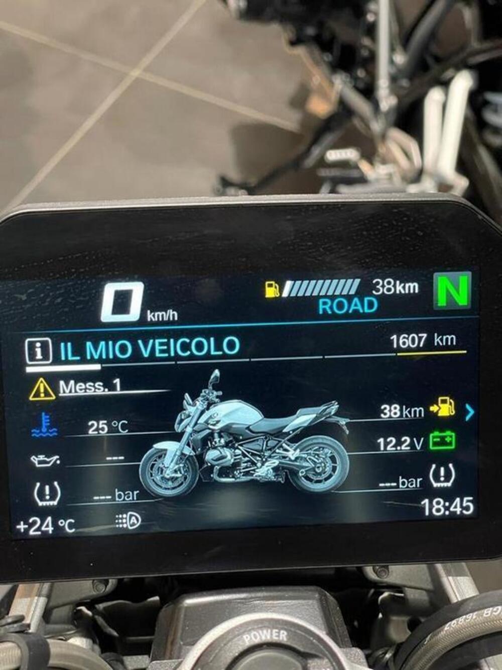 Bmw R 1250 R (2021 - 25) (4)