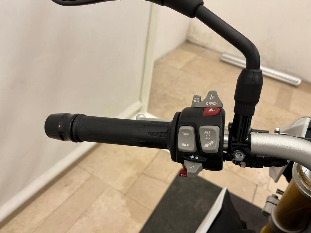 Bmw S 1000 R (2014 - 16) (5)