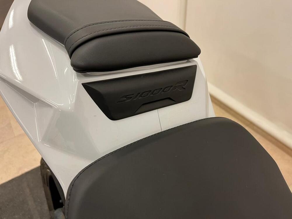 Bmw S 1000 R (2014 - 16) (8)