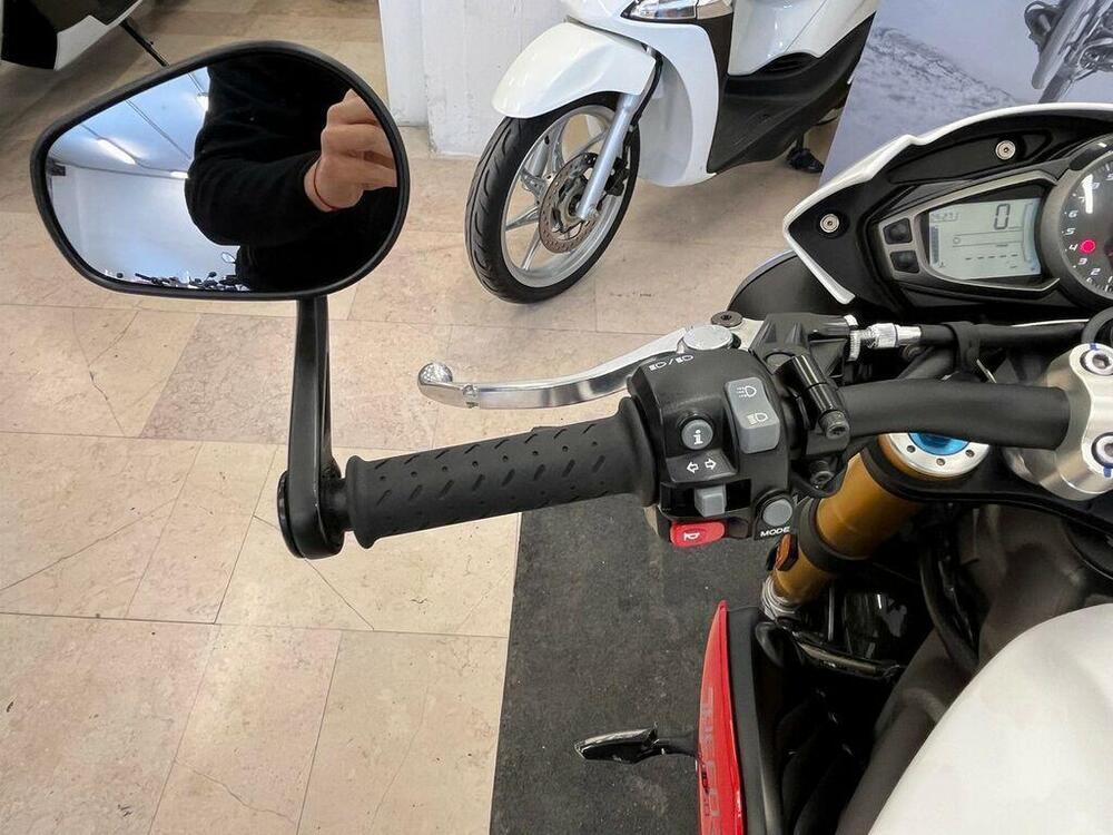 Triumph Speed Triple 1050 R ABS (2016 - 17) (7)
