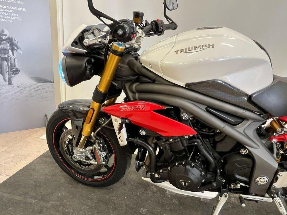 Triumph Speed Triple 1050 R ABS (2016 - 17) (5)