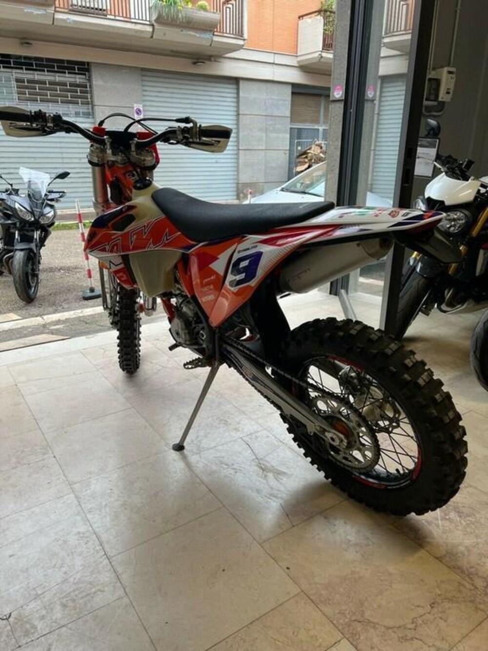 KTM 350 EXC-F (2024) (3)
