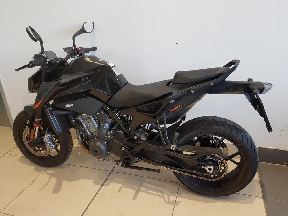 KTM 890 Duke (2021 - 23) (2)
