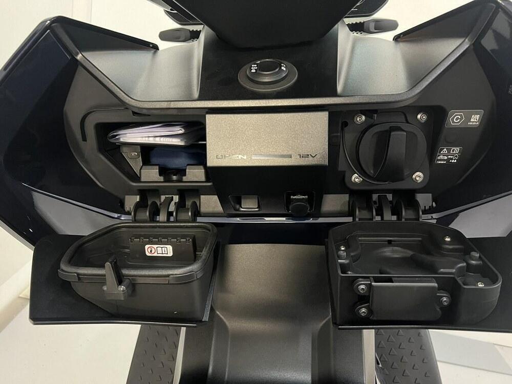 Bmw CE 04 (2021 - 25) (10)