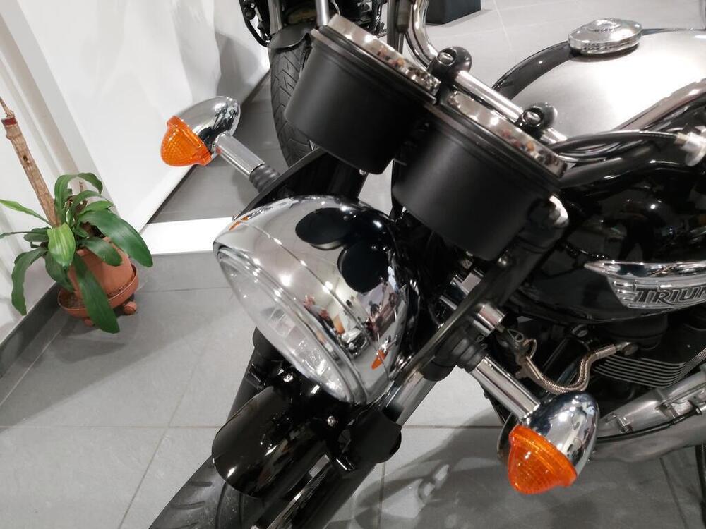 Triumph Bonneville T100 SE (2014) (10)