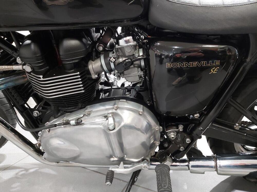 Triumph Bonneville T100 SE (2014) (8)