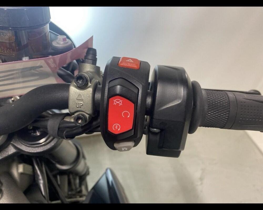 Triumph Street Triple RS (2020 - 22) (10)