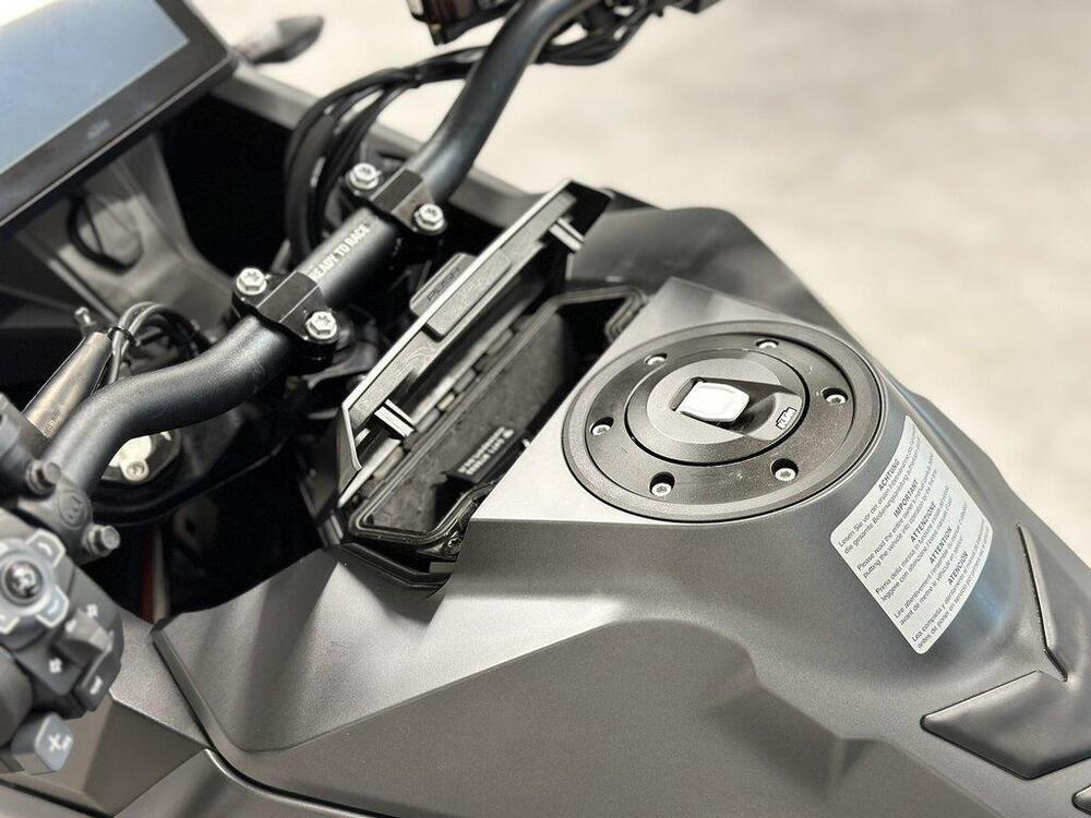 KTM 1290 Super Adventure S (2022 - 25) (15)