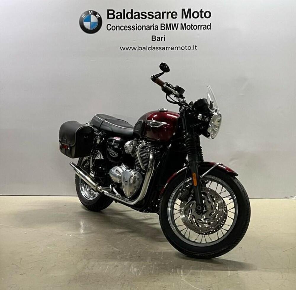 Triumph Bonneville T120 (2016 - 20) (2)