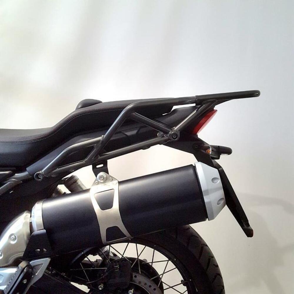 Moto Guzzi V85 TT (2021 - 23) (14)