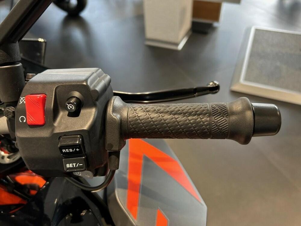 KTM 1290 Super Duke GT (2019 - 20) (4)