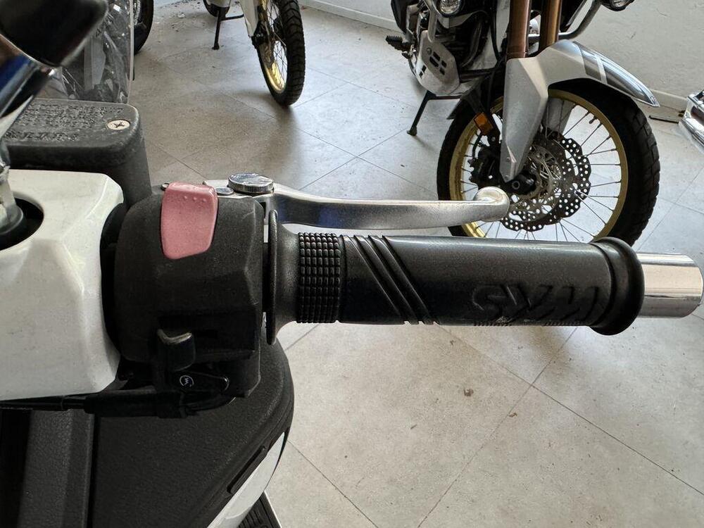 Sym Maxsym 400 i ABS (2011 - 17) (9)