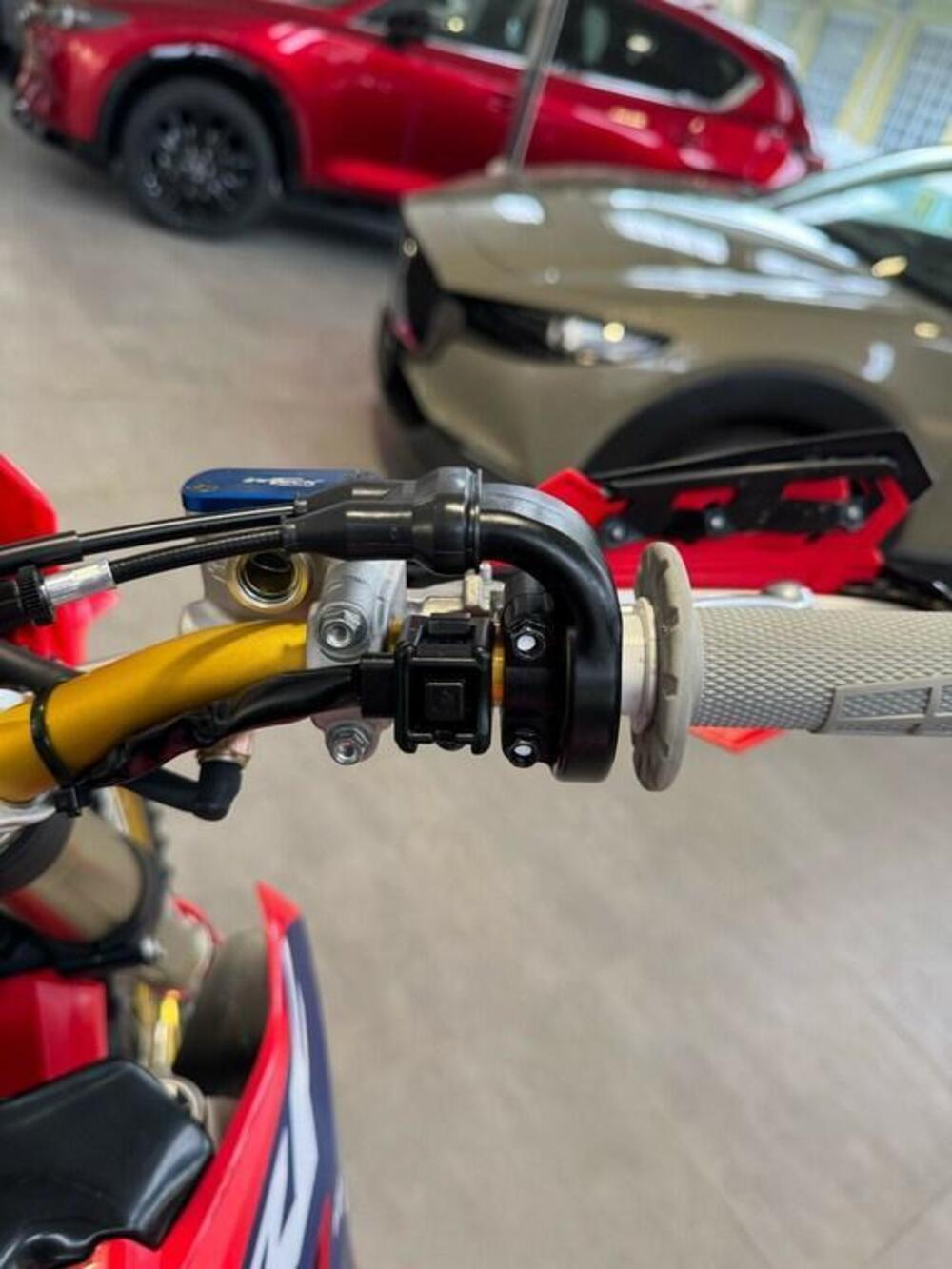 Honda CRF 400 RX Enduro Special (2024) (9)