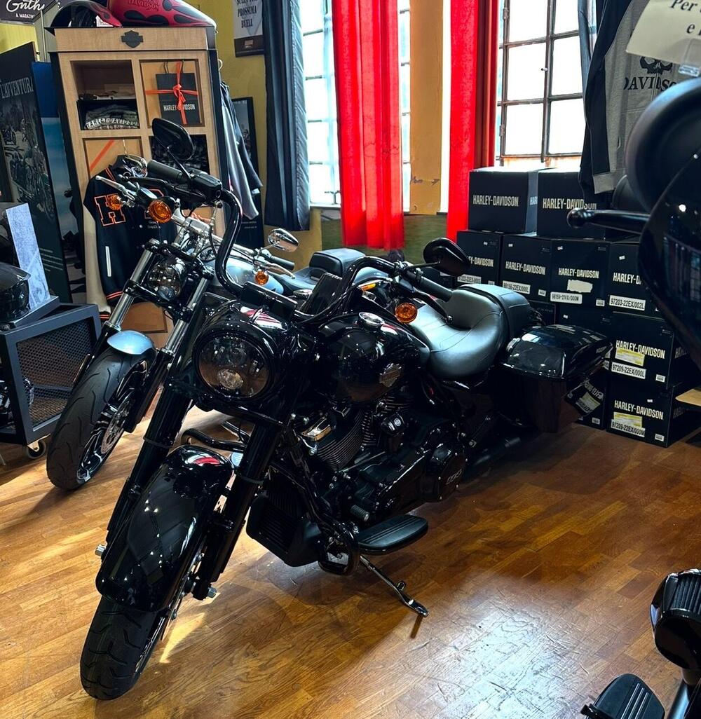 Harley-Davidson Road King Special (2021 - 25) (6)