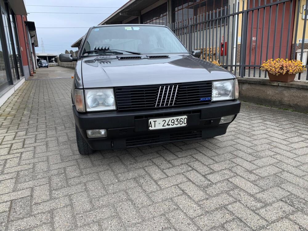 Fiat Uno 60 d'epoca a Milano (16)