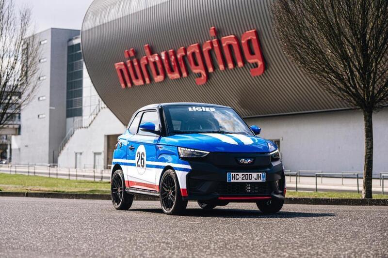Ha impiegato 19 minuti 53 secondi per il giro del N&uuml;rburgring