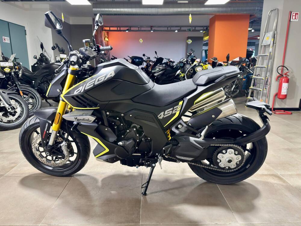 FB Mondial Piega 452 (2024) (4)