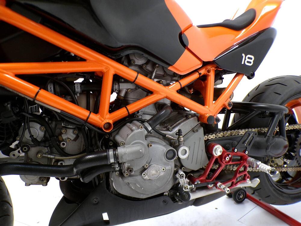 Ducati Monster S4R (2003 - 05) (8)