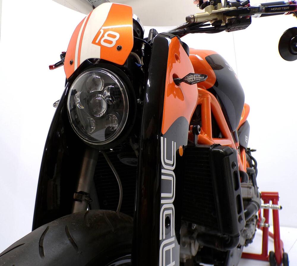 Ducati Monster S4R (2003 - 05) (9)