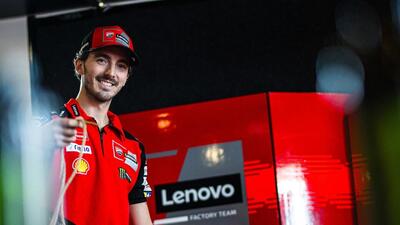 MotoGP 2025. Pecco Bagnaia: "L'anno scorso ho perso il titolo regalando punti. Marc Marquez? &Egrave; bello vedere quanto pu&ograve; essere buono il nostro rapporto" 