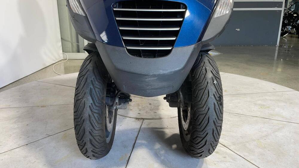 Piaggio MP3 LT 400 (2009 - 11) (8)