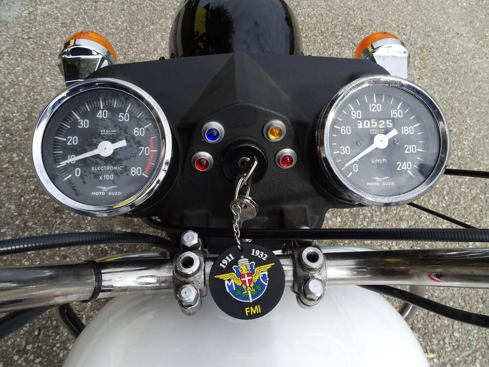 Moto Guzzi V7 ANNO 1983 (14)