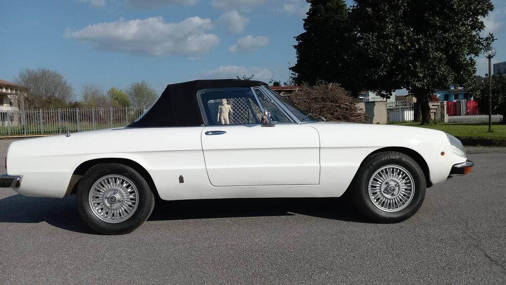 Alfa Romeo Spider 2.0 veloce d'epoca a Mantova (5)