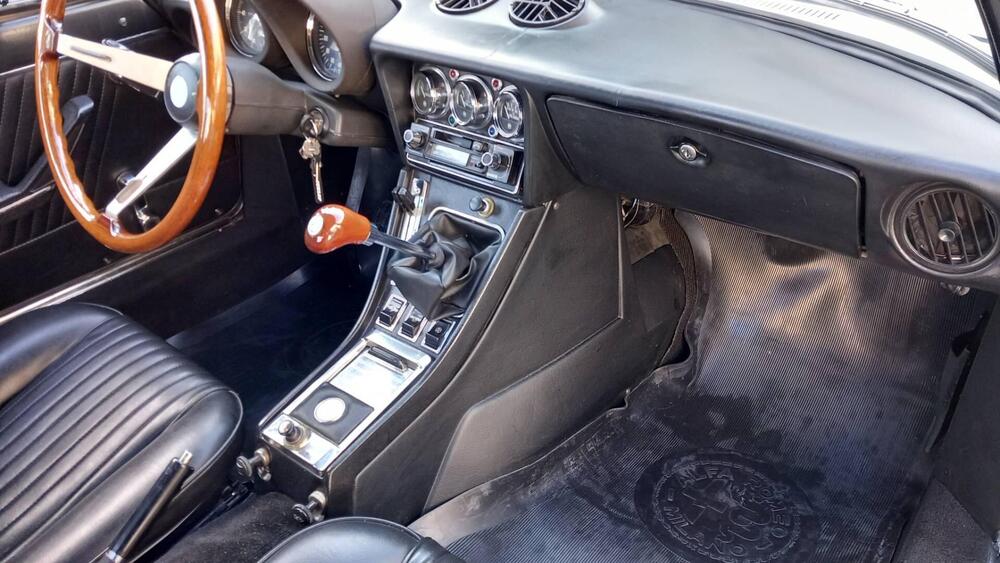 Alfa Romeo Spider 2.0 veloce d'epoca a Mantova (18)