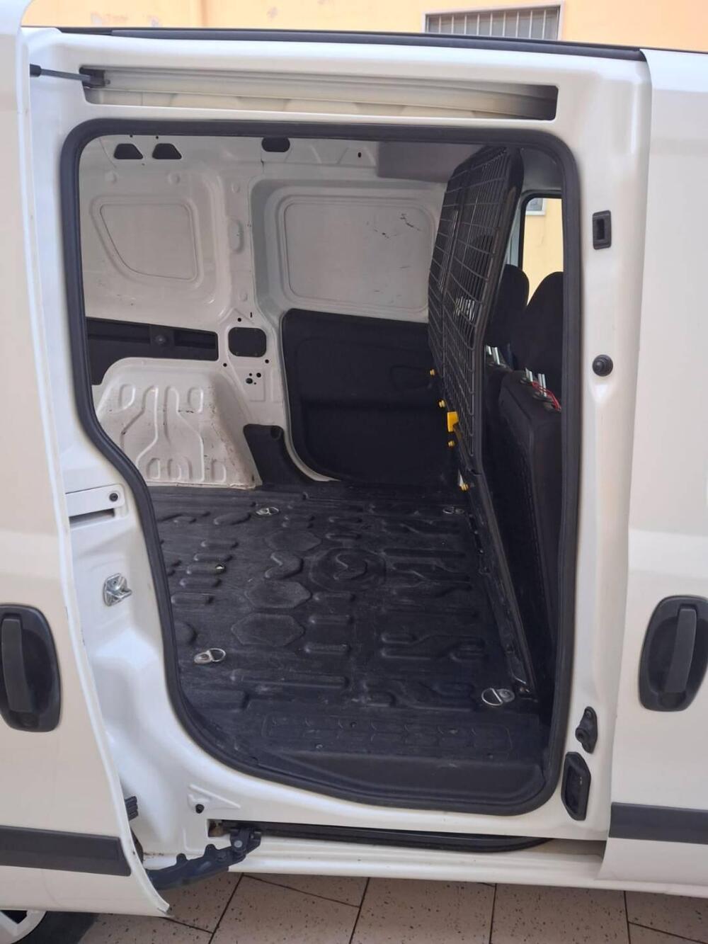 Fiat Doblò usata a Foggia (9)