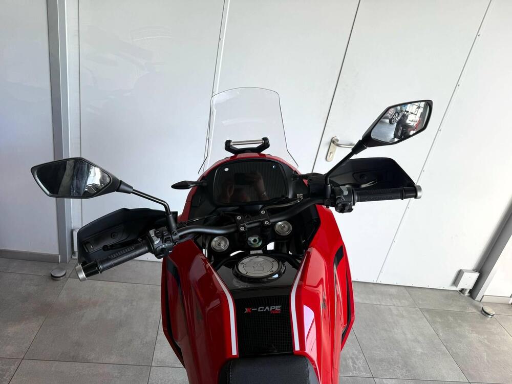 Moto Morini X-Cape 700 (2025) (14)
