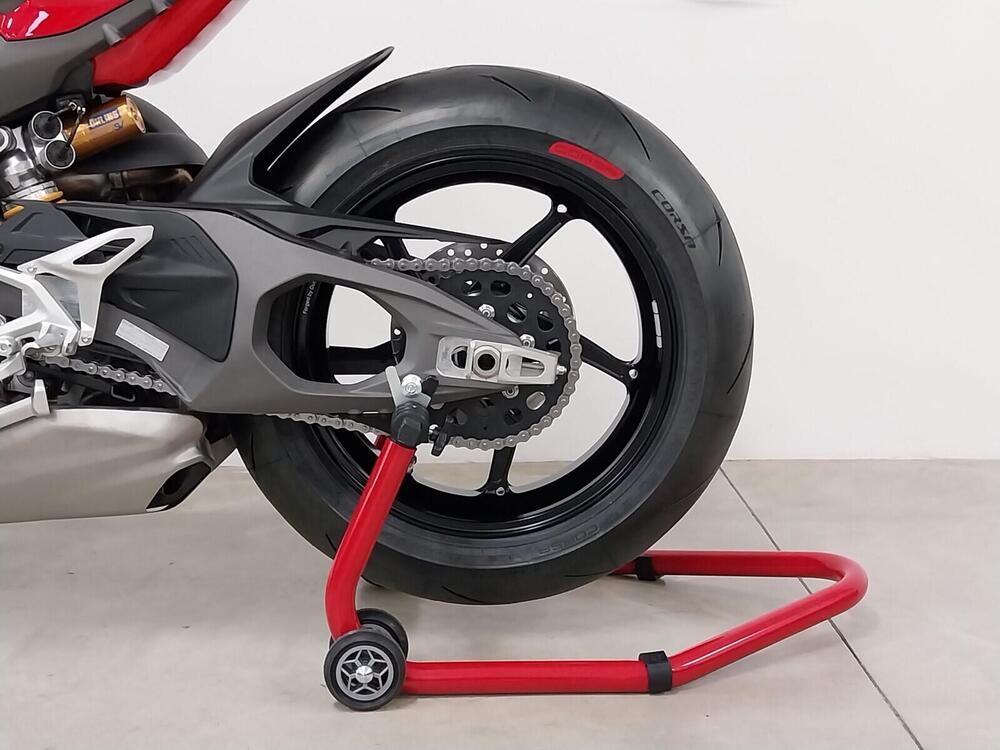 Ducati Streetfighter V4 S (2025) (14)