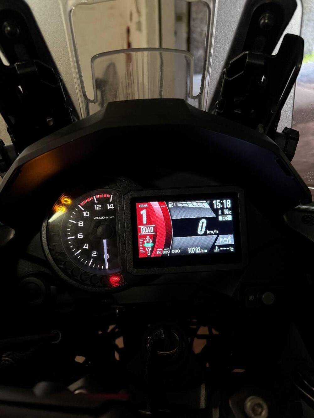 Kawasaki Versys 1000 S Tourer Plus (2021) (5)