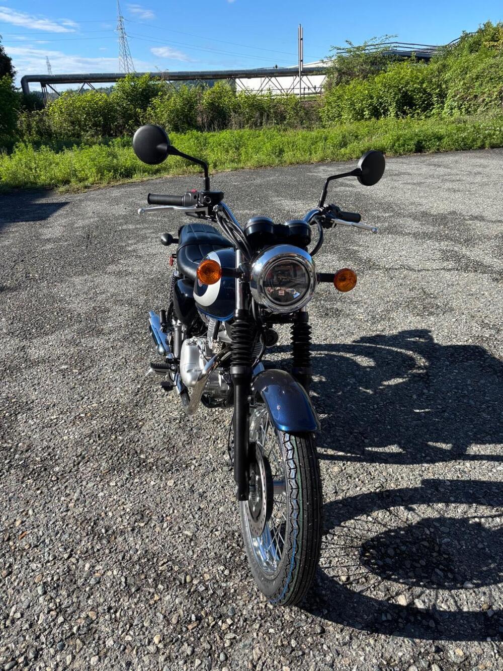 Kawasaki W 230 (2025 - 26) (2)