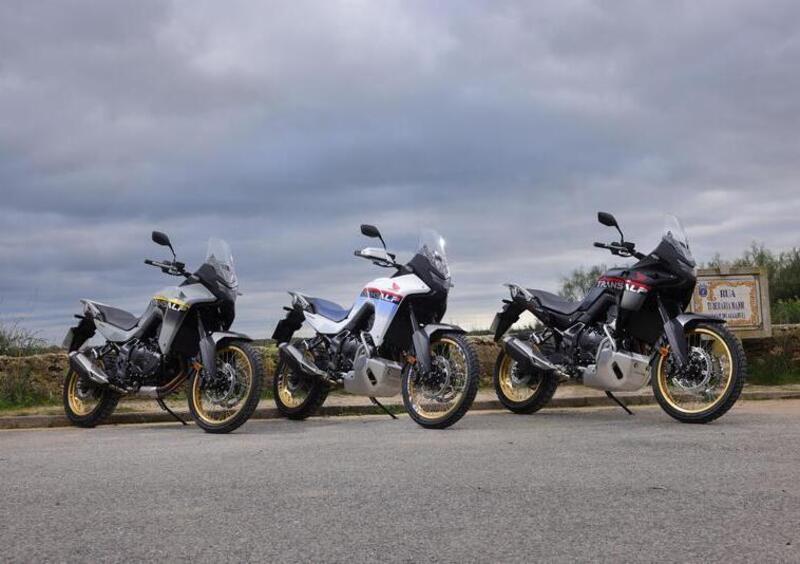 Honda XL750 Transalp 2025: rispondiamo alle vostre domande [VIDEO]
