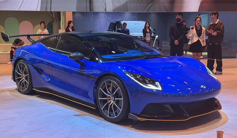 La Denza &quot;Z&quot; appena presentata da BYD al Salone di Shanghai
