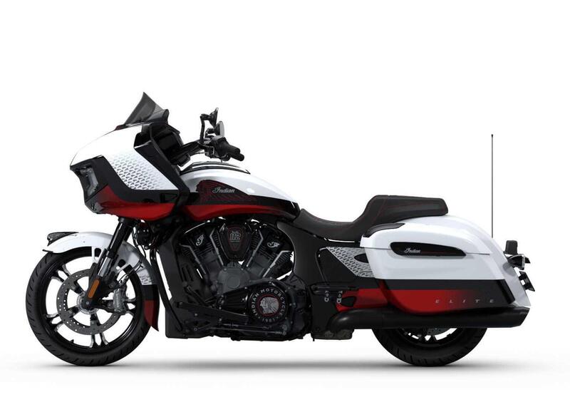 Indian Challenger Challenger 1834 Powerplus Elite (2025) (3)