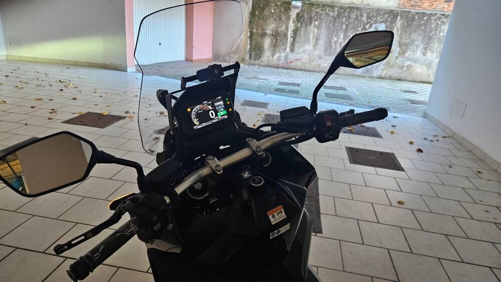 Honda X-ADV 750 DCT (2021 - 24) (2)