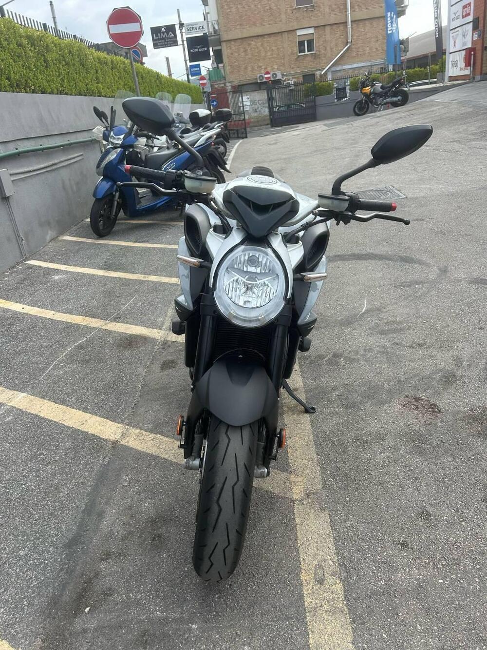 MV Agusta Brutale 800 EAS ABS (2016 - 19) (3)