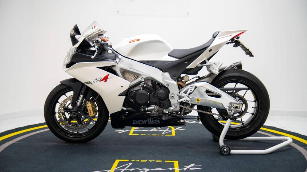 Aprilia RSV4 Factory (2009 - 12) (6)