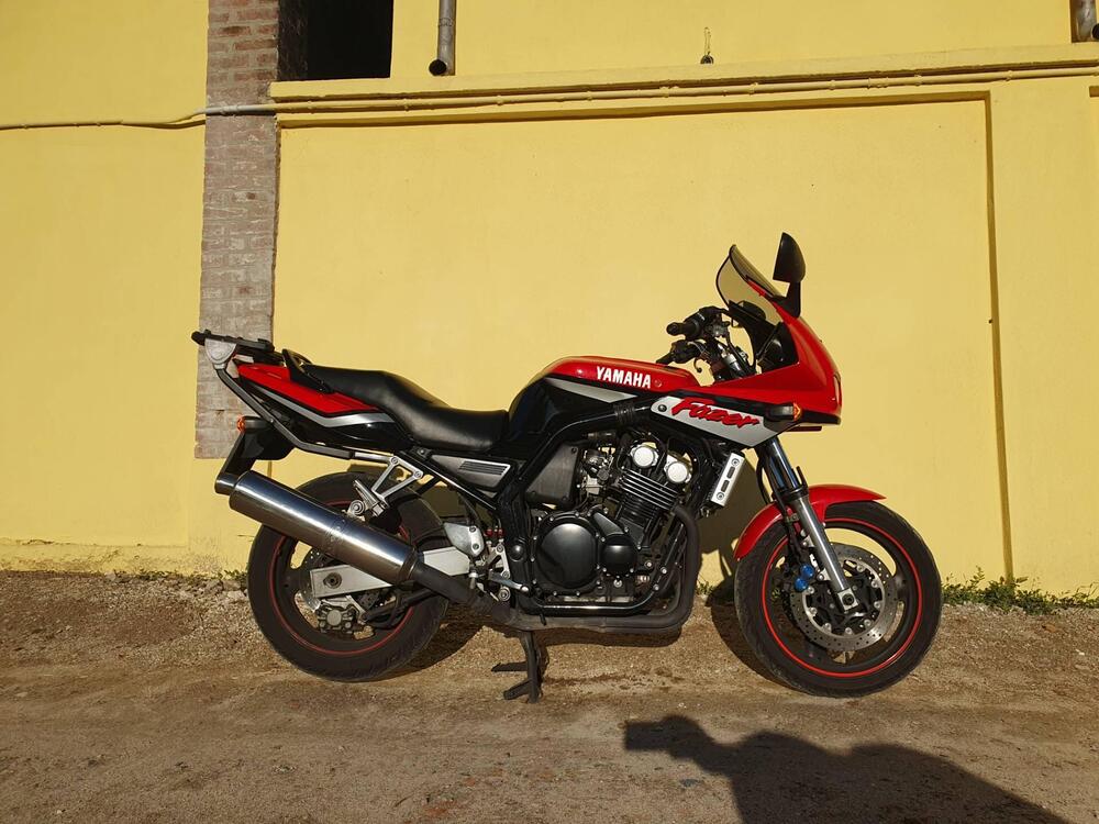 Yamaha FZS 600 Fazer (1998 - 01) (9)