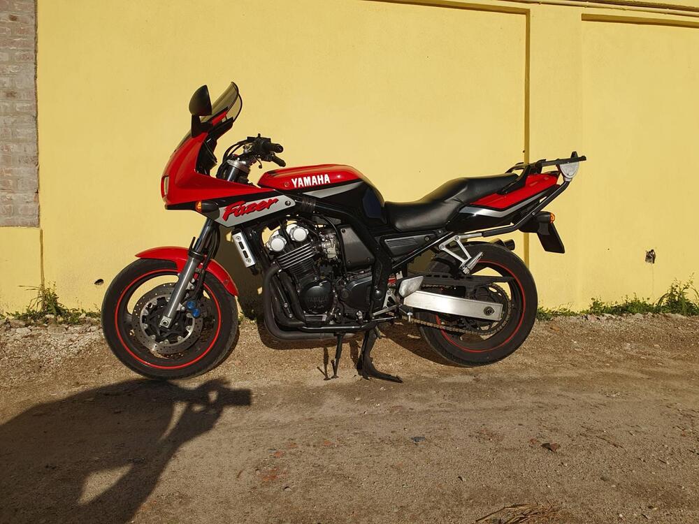 Yamaha FZS 600 Fazer (1998 - 01) (10)