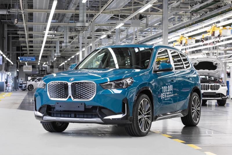 La BMW iX1